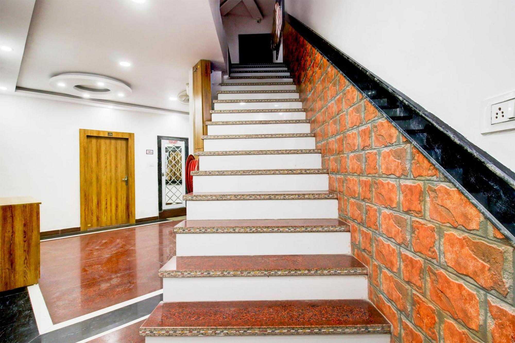 Hotel O Lake Link Bhopál Kültér fotó